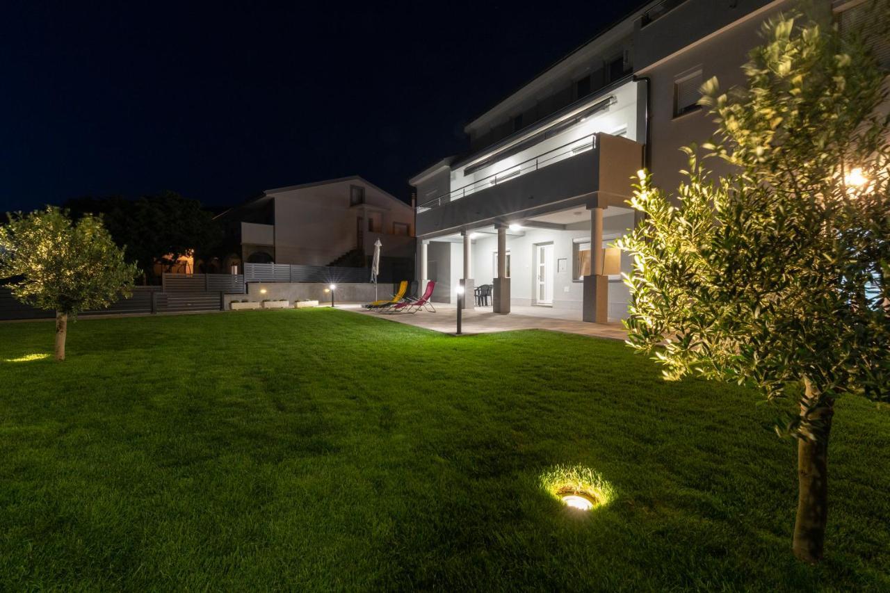 Apartments Luka 센 외부 사진
