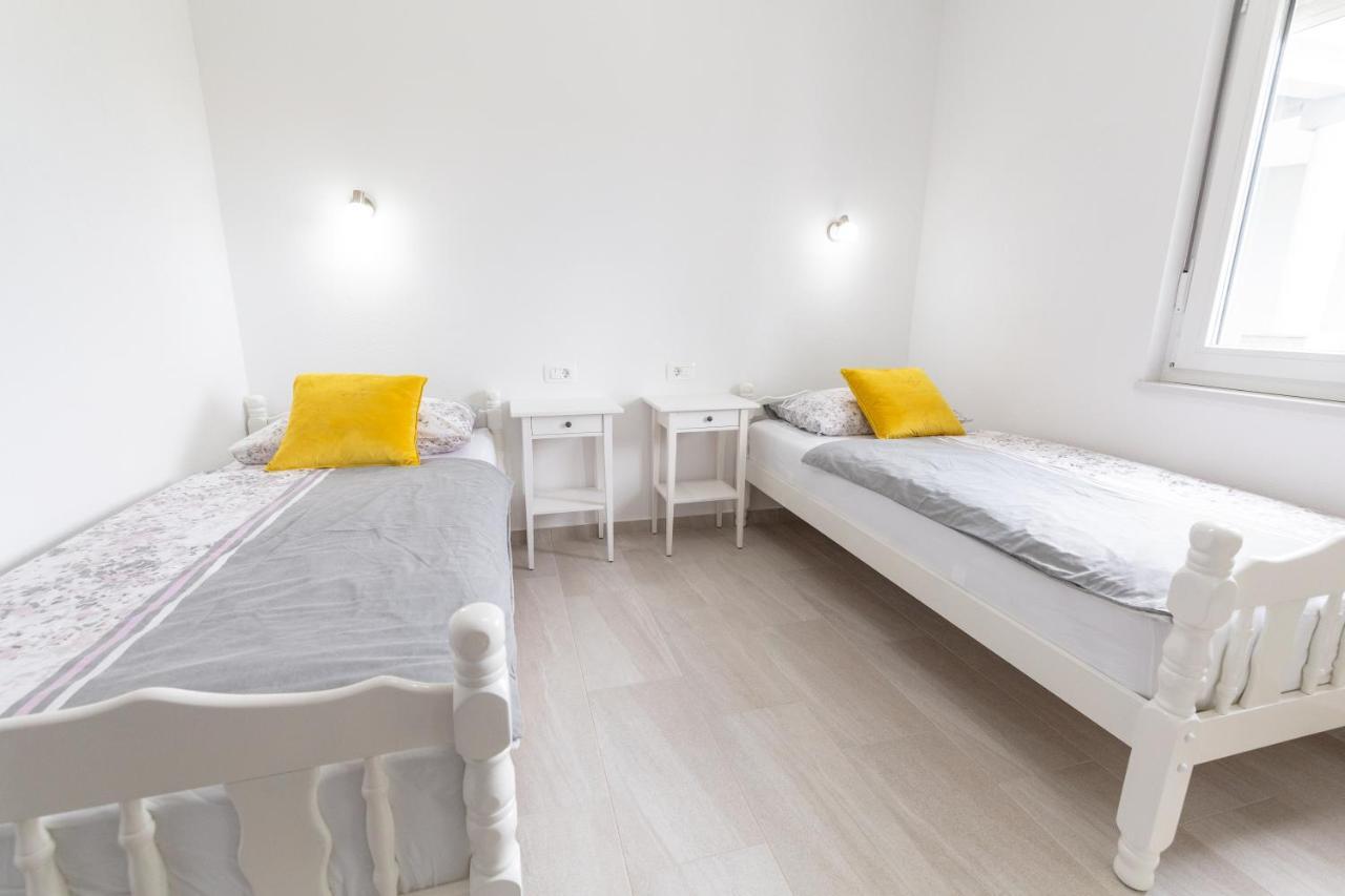 Apartments Luka 센 외부 사진